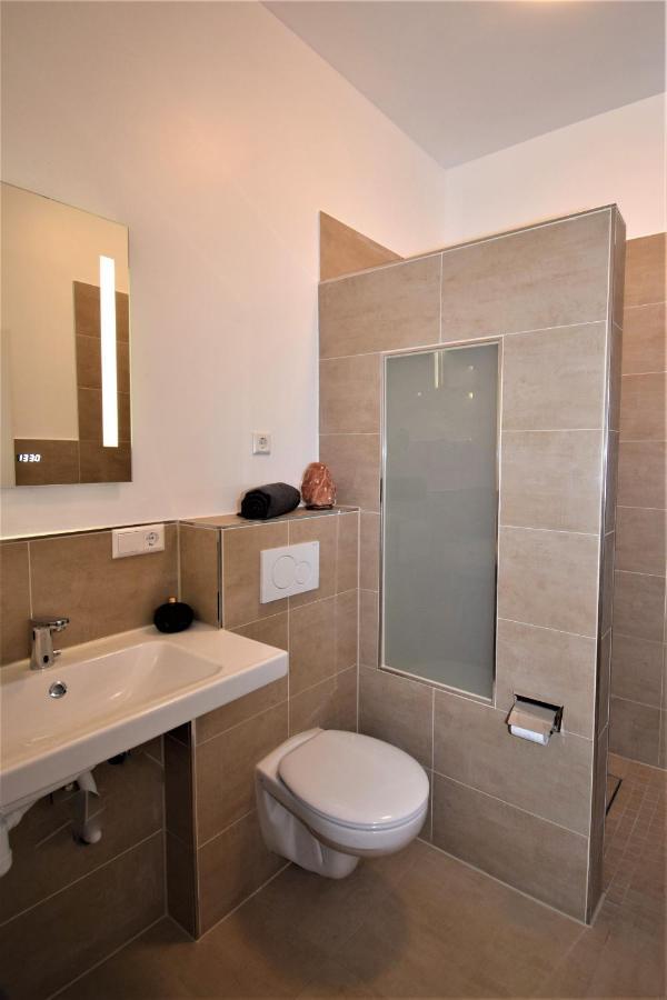 Connie'S Apartments Heidelberg Bagian luar foto